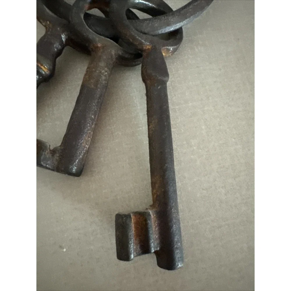 3 Vintage Cast Iron Skeleton Key Set on Ring 3.5